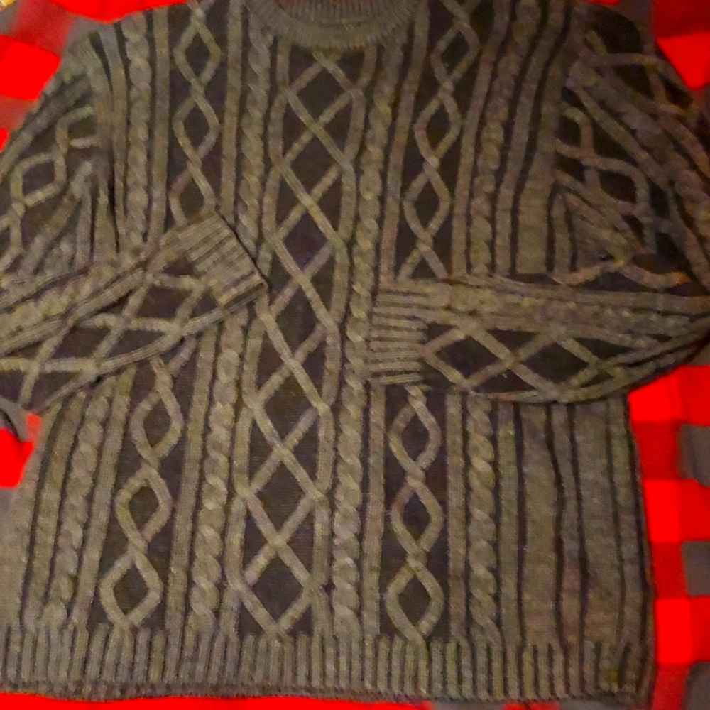 Trendy vintage thick cable knit sweater by Joseph & feiss